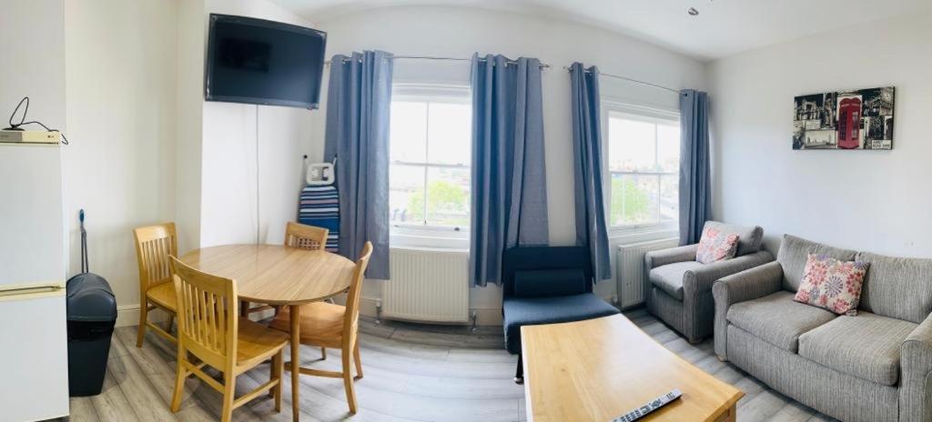Entire New Flat With View To River Yare, H7 Apartment Горад Грэйт Ярмут Екстериор снимка